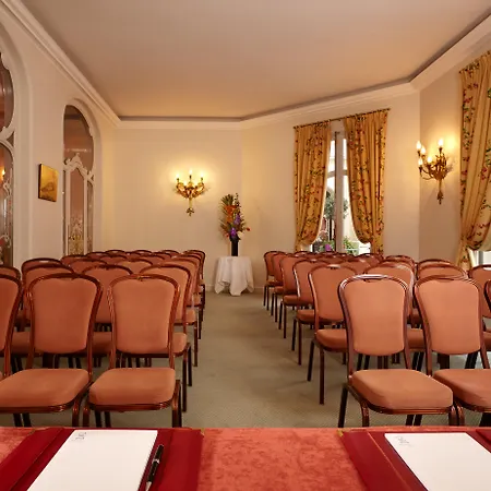 Hotel Regina Louvre-3